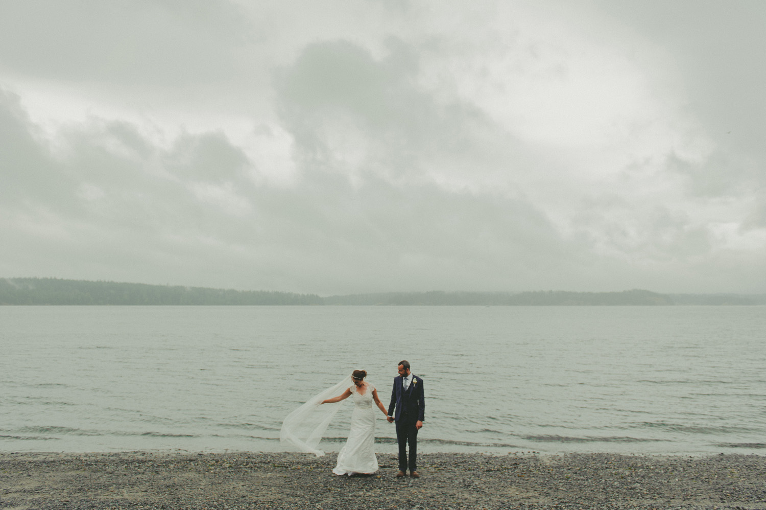 dolphins resort wedding photographer