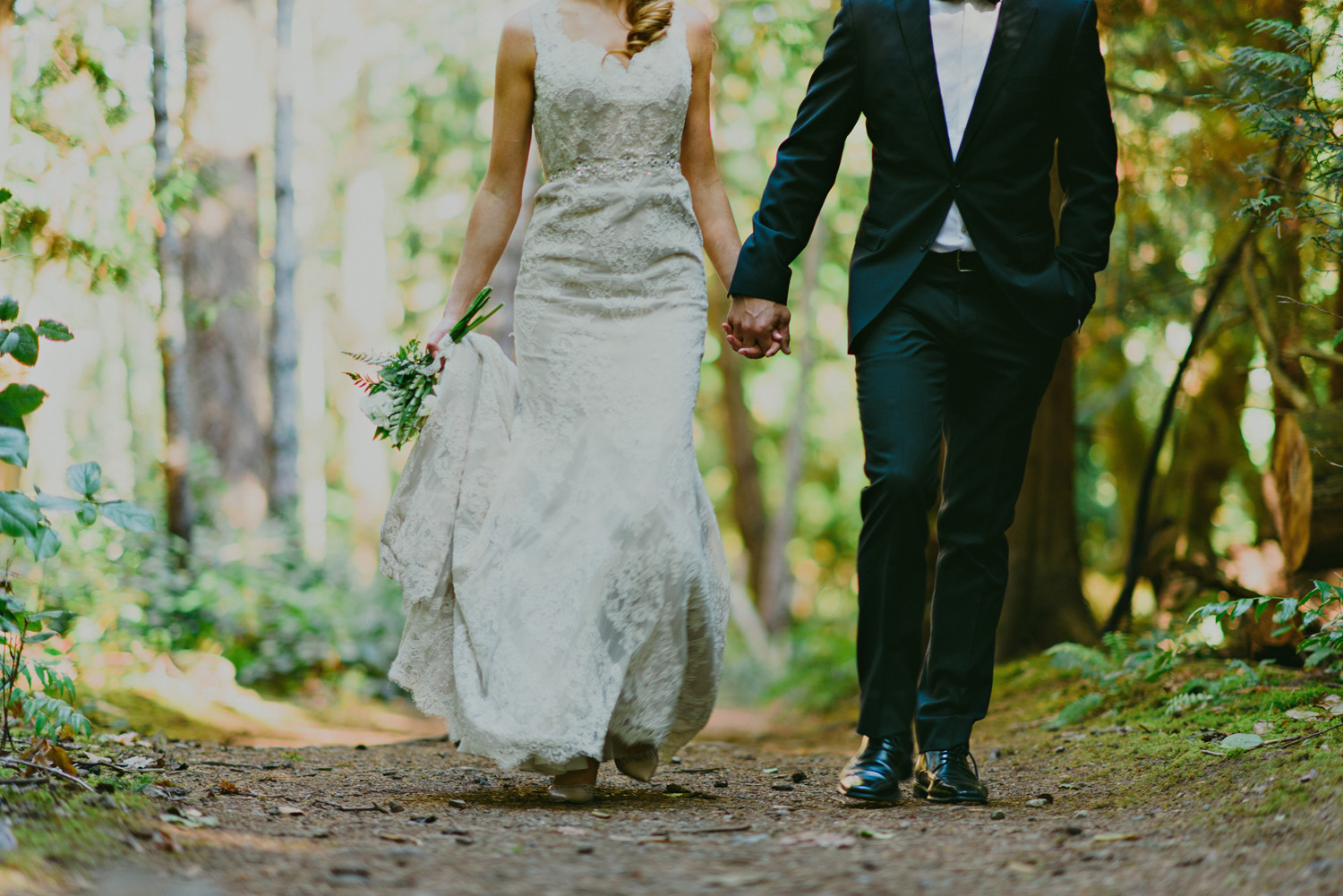 sea breeze lodge hornby island wedding