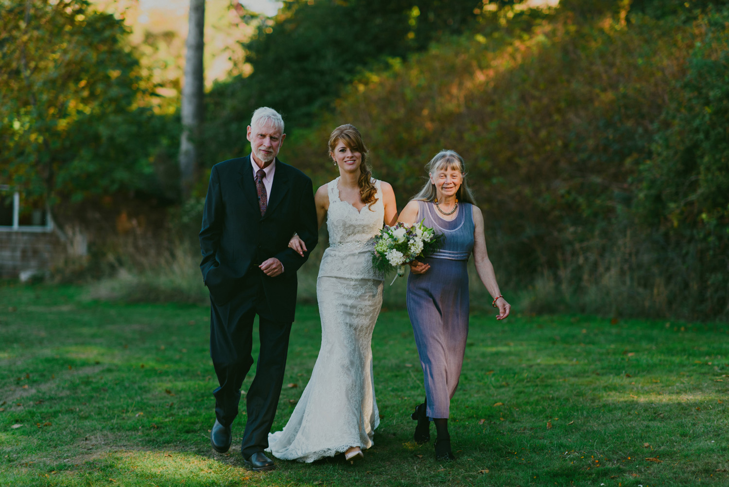 sea breeze lodge hornby island wedding