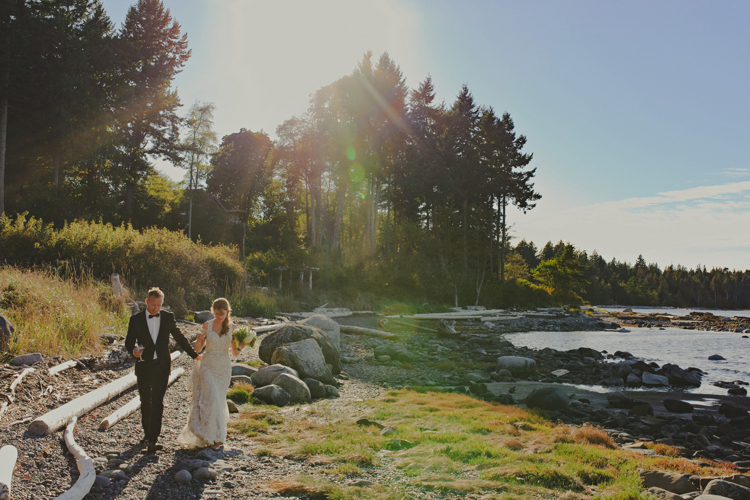 sea breeze lodge hornby island wedding