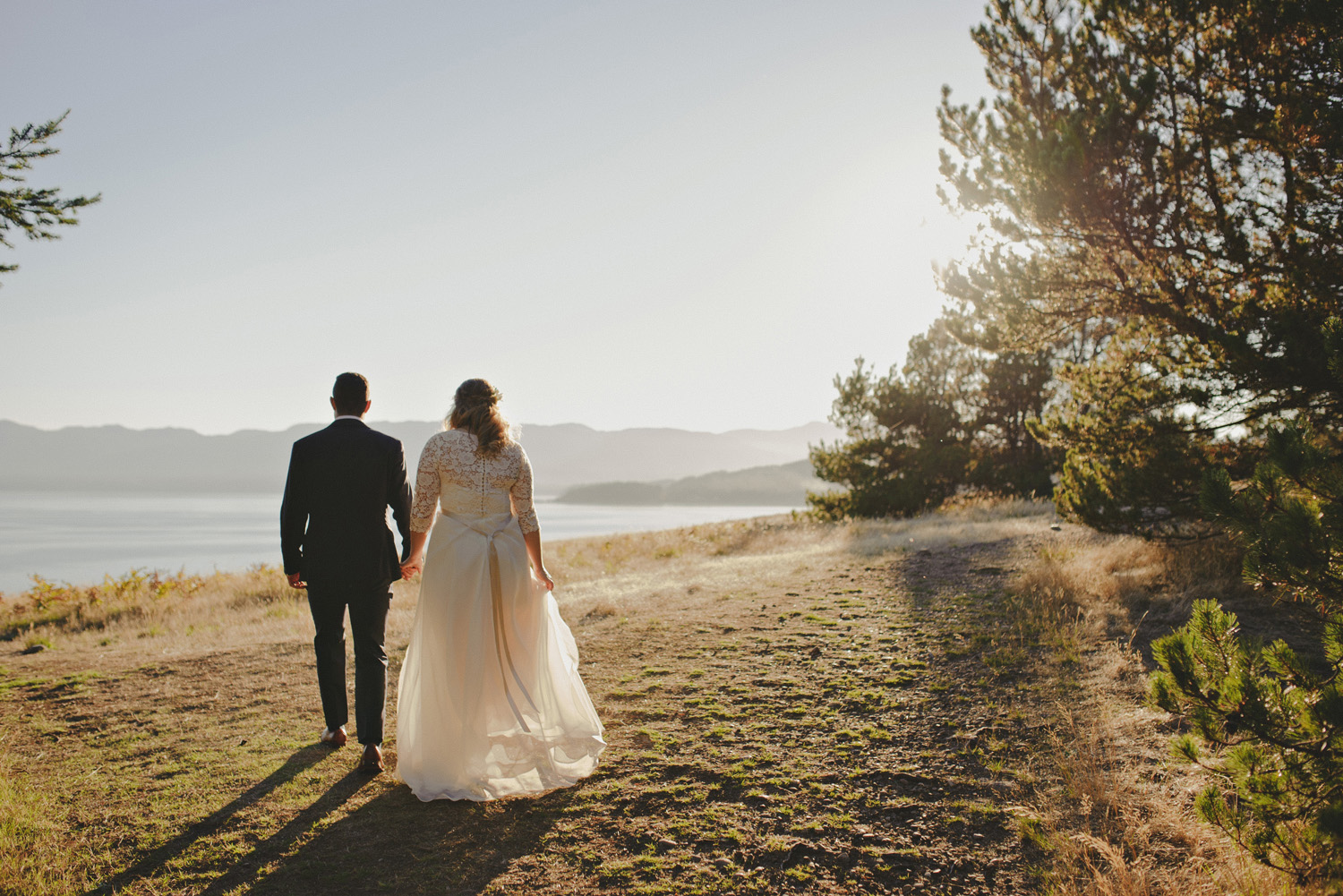 vancouver island documentary wedding photographer