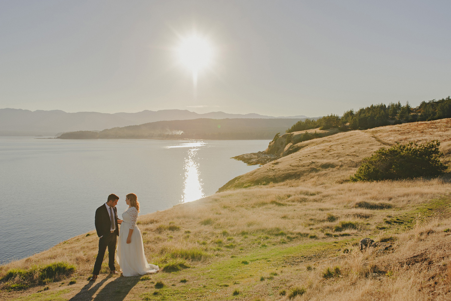 vancouver island documentary wedding photographer