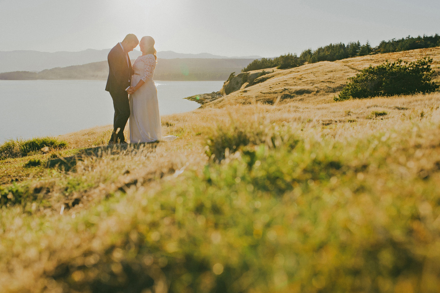 vancouver island documentary wedding photographer