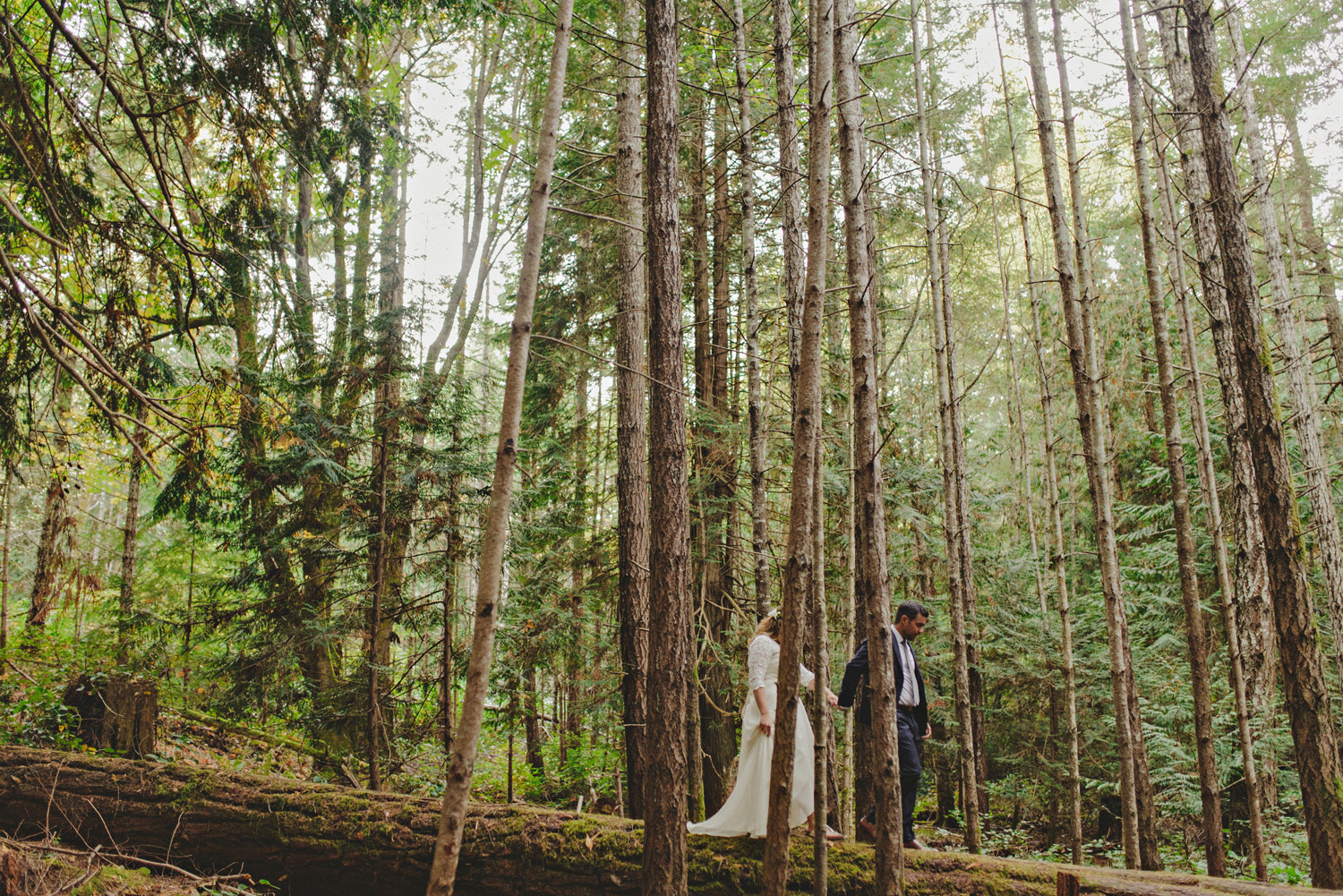 vancouver island documentary wedding photographer