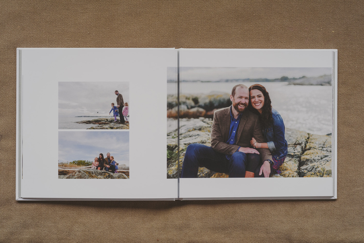 beautiful family photo book-family at beach