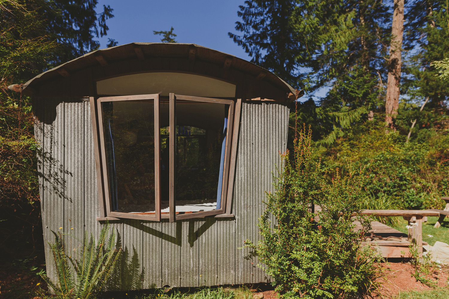 hornby island elopement