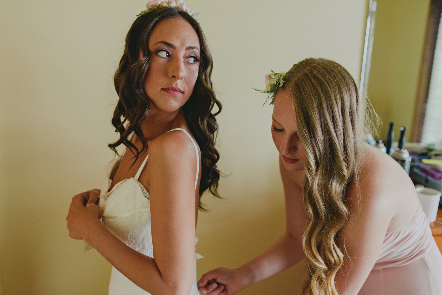 hornby island wedding in the rain