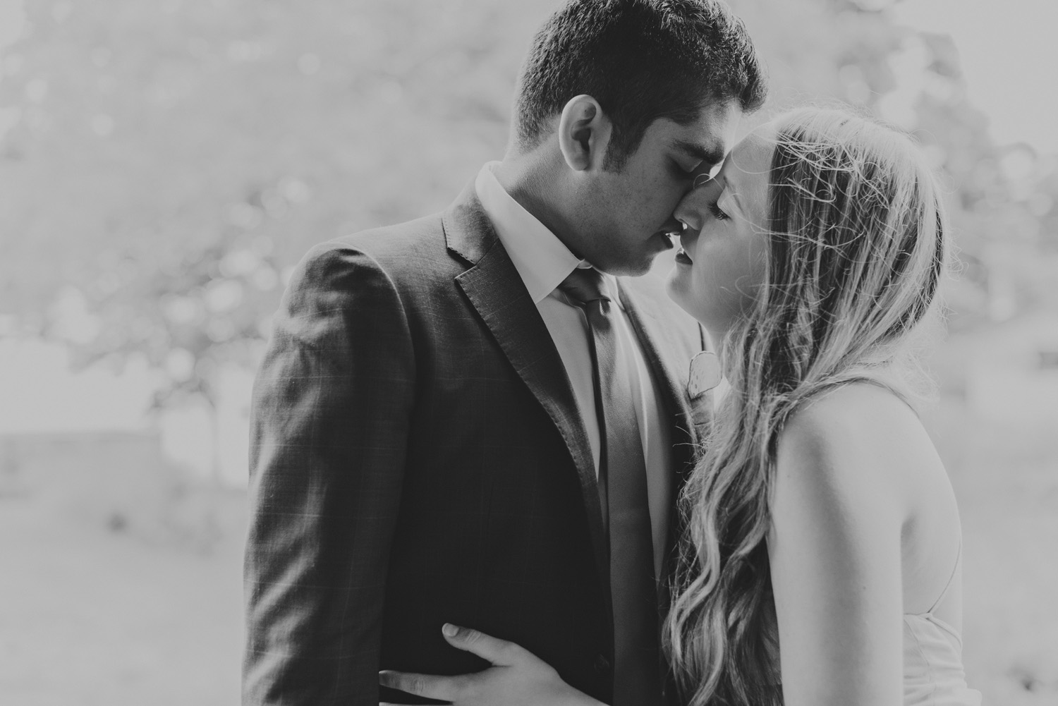 hornby island wedding in the rain