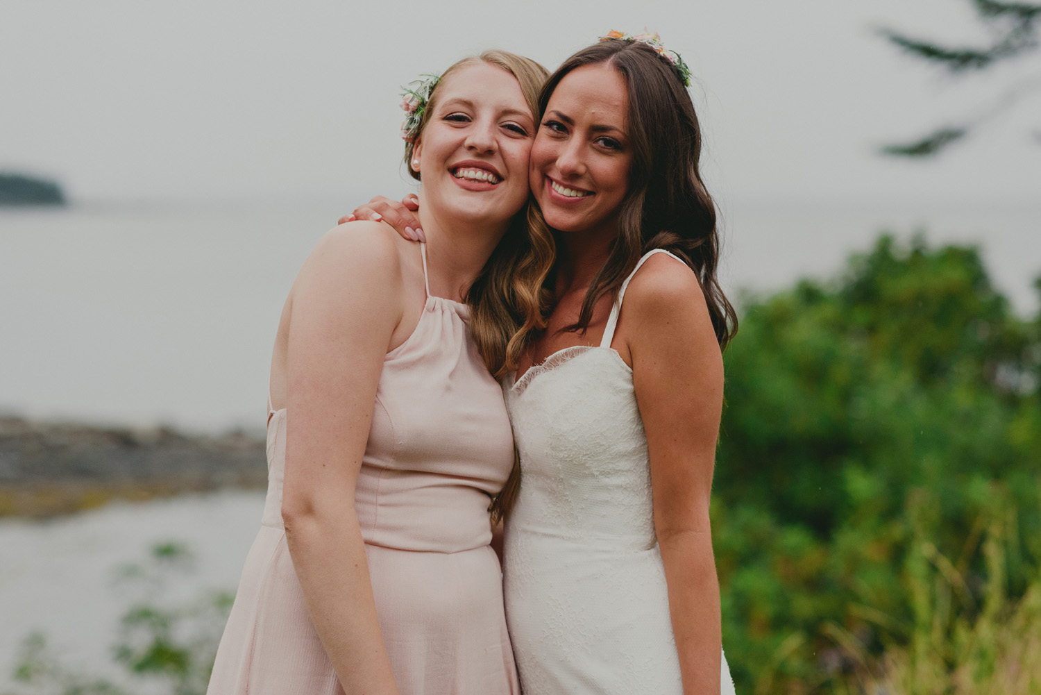 hornby island wedding in the rain