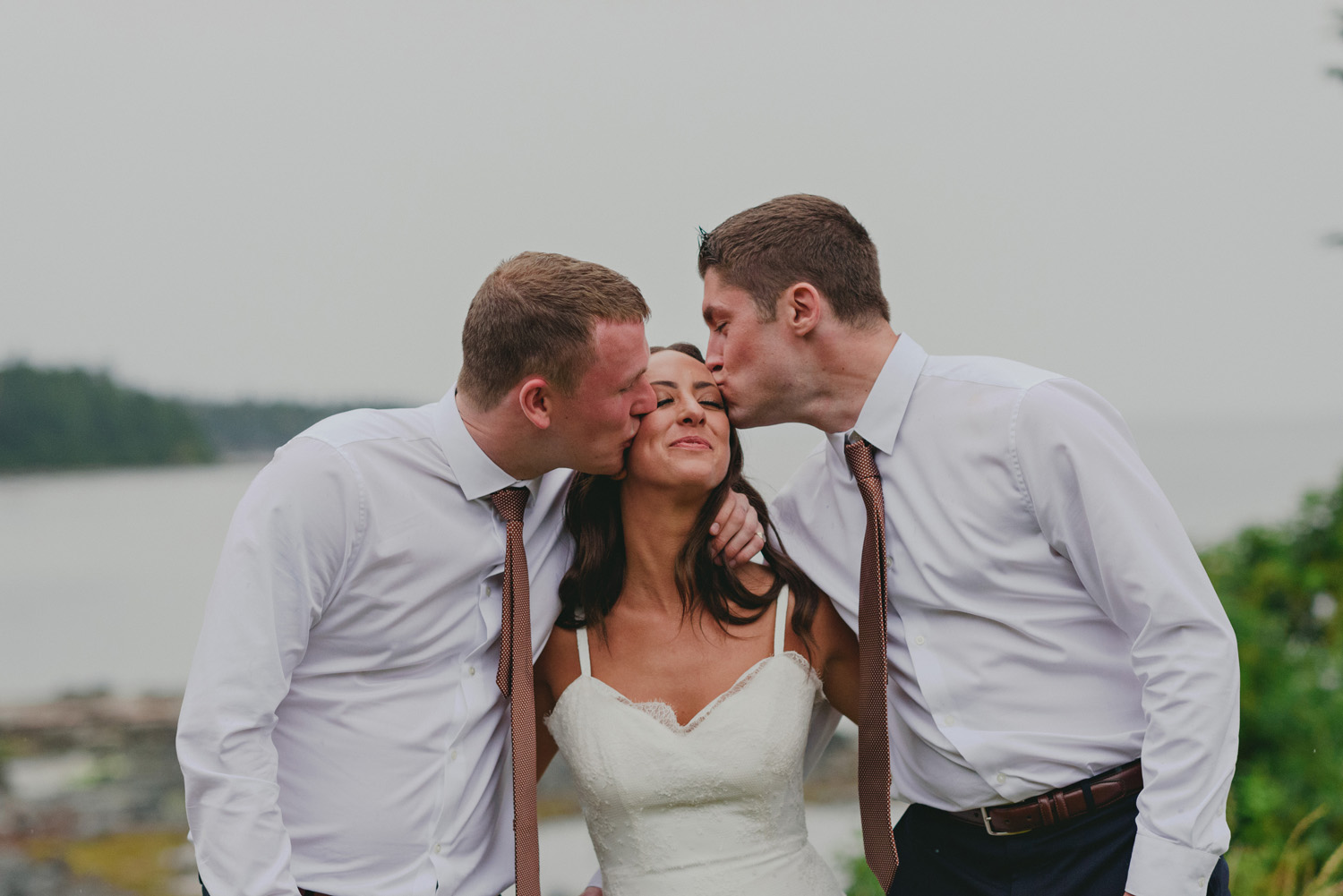 hornby island wedding in the rain