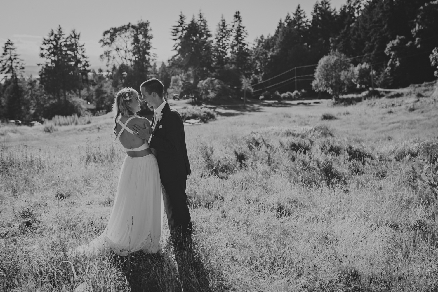 galiano island wedding at bodega ridge