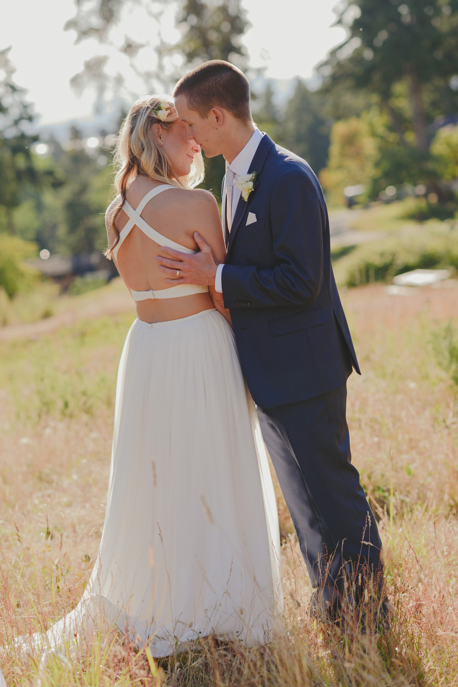 galiano island wedding at bodega ridge