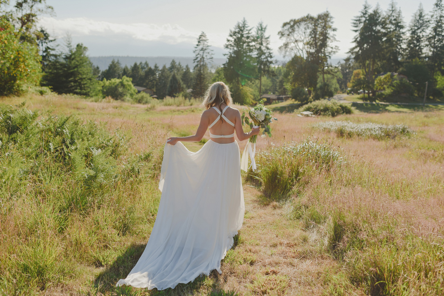 galiano island wedding at bodega ridge