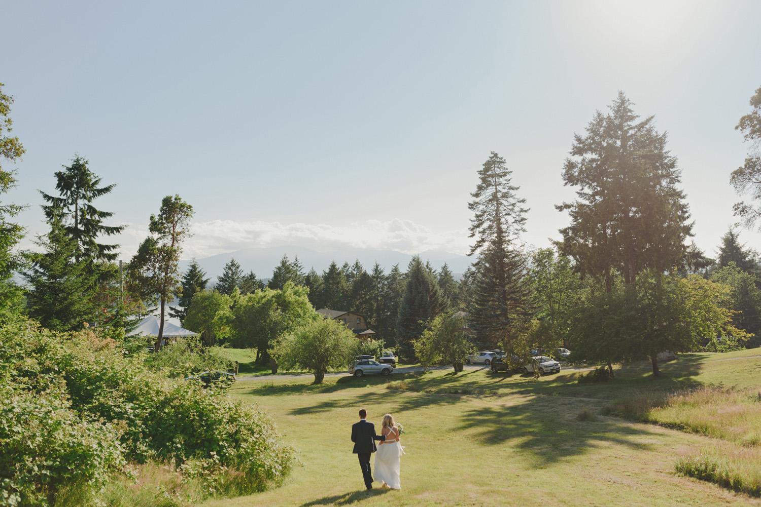 galiano island wedding at bodega ridge