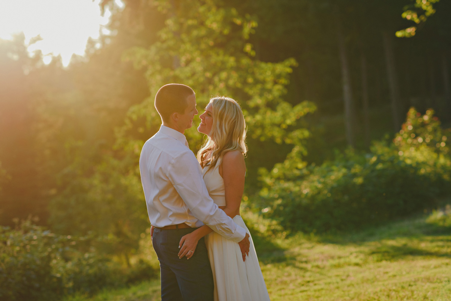 galiano island wedding at bodega ridge