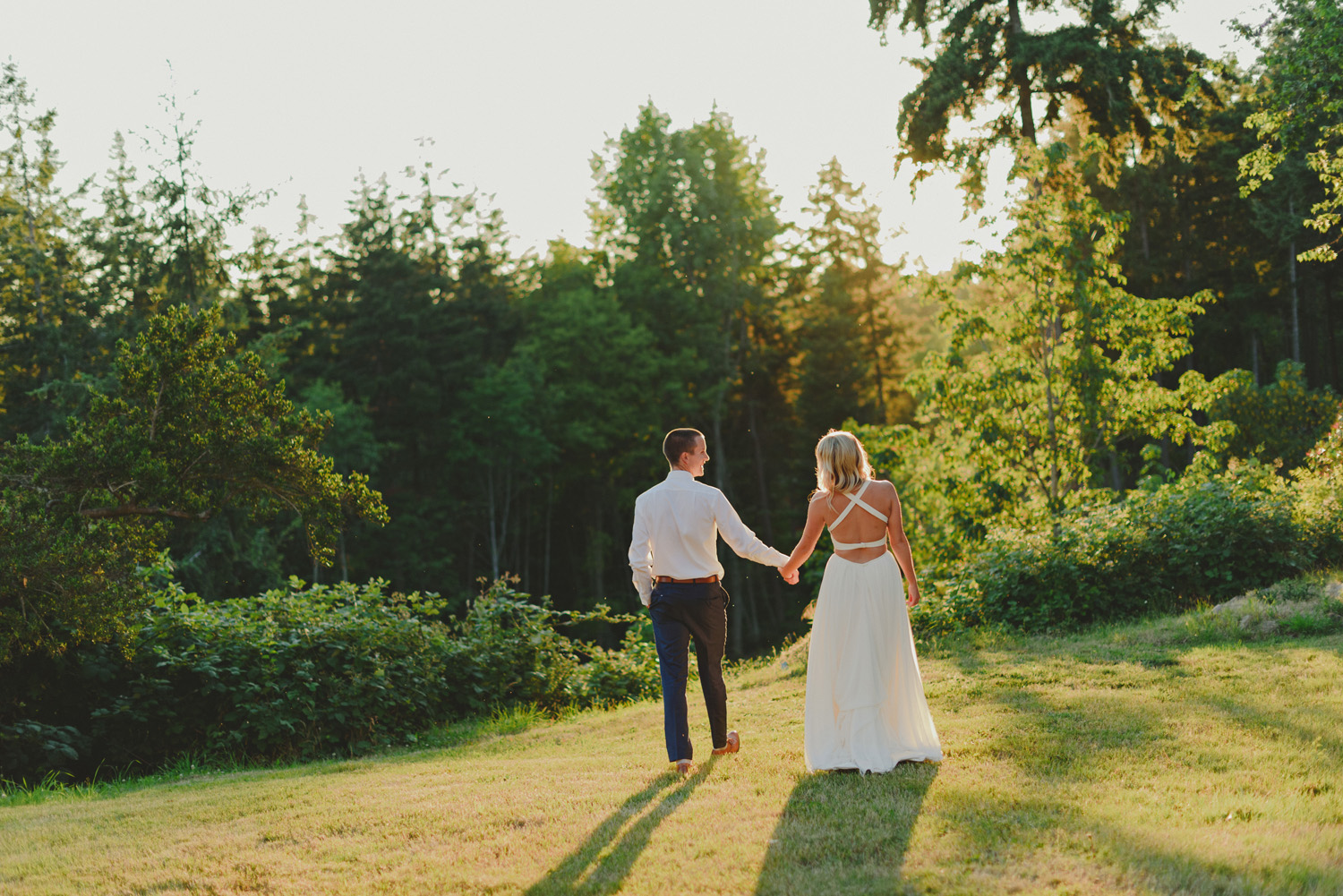 galiano island wedding at bodega ridge