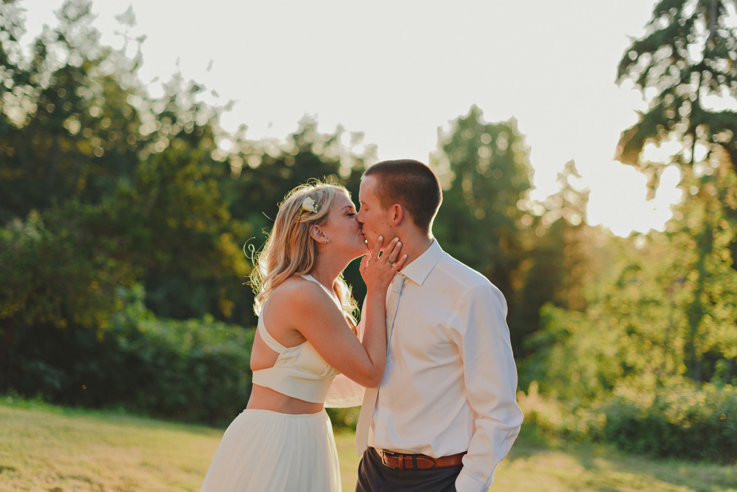 galiano island wedding at bodega ridge