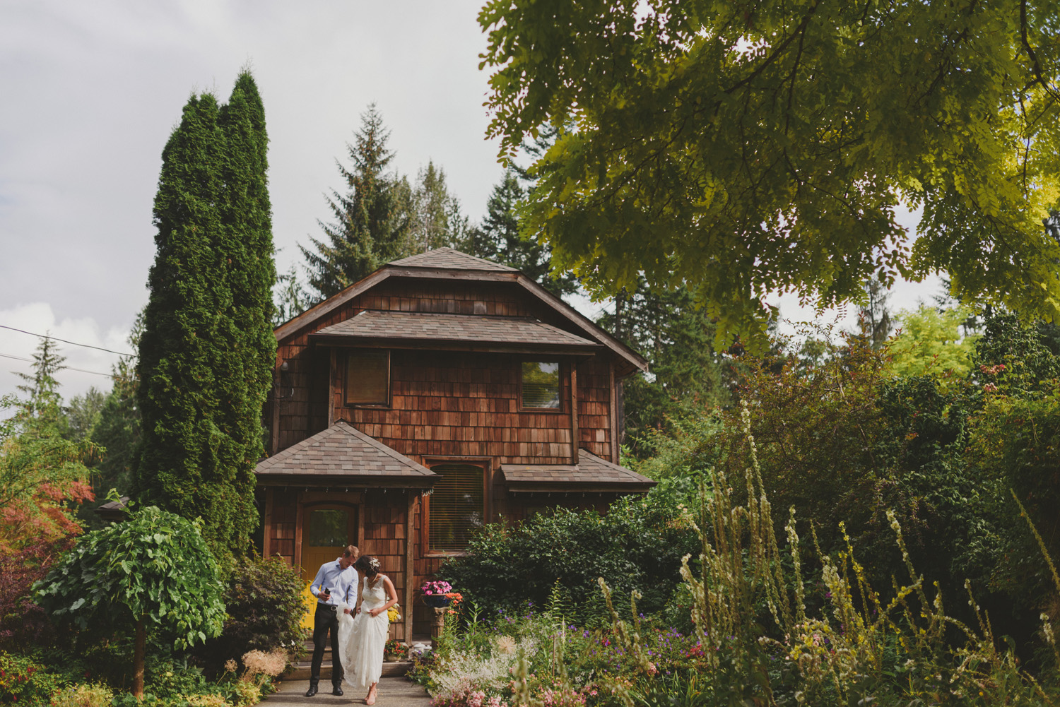 intimate vancouver island wedding