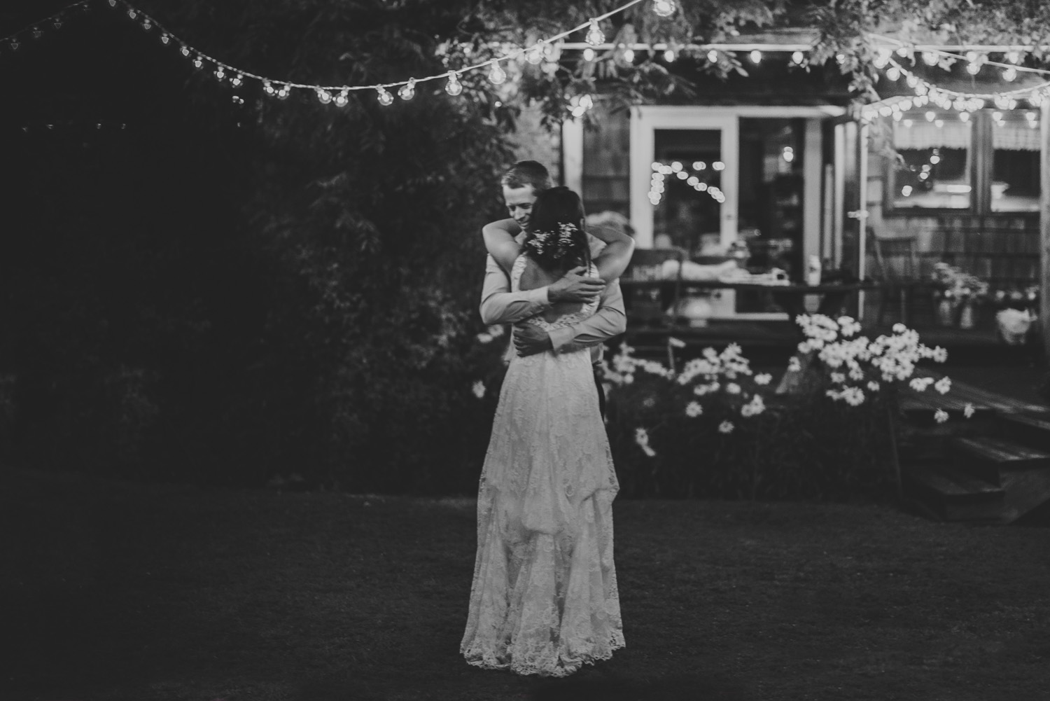 intimate vancouver island wedding