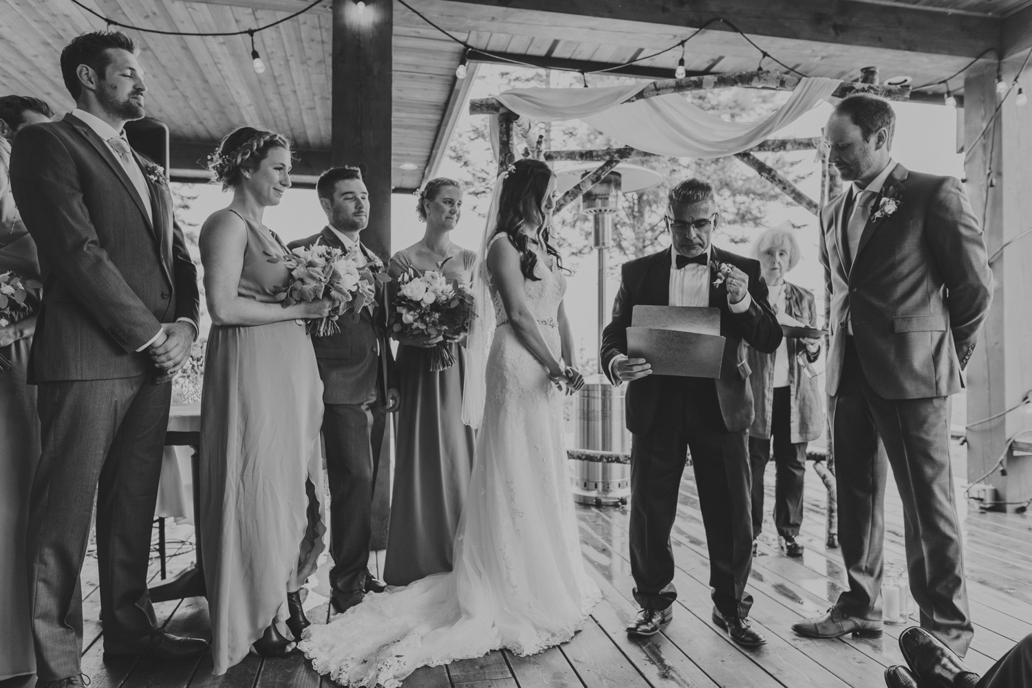 fall wedding sea breeze lodge hornby island