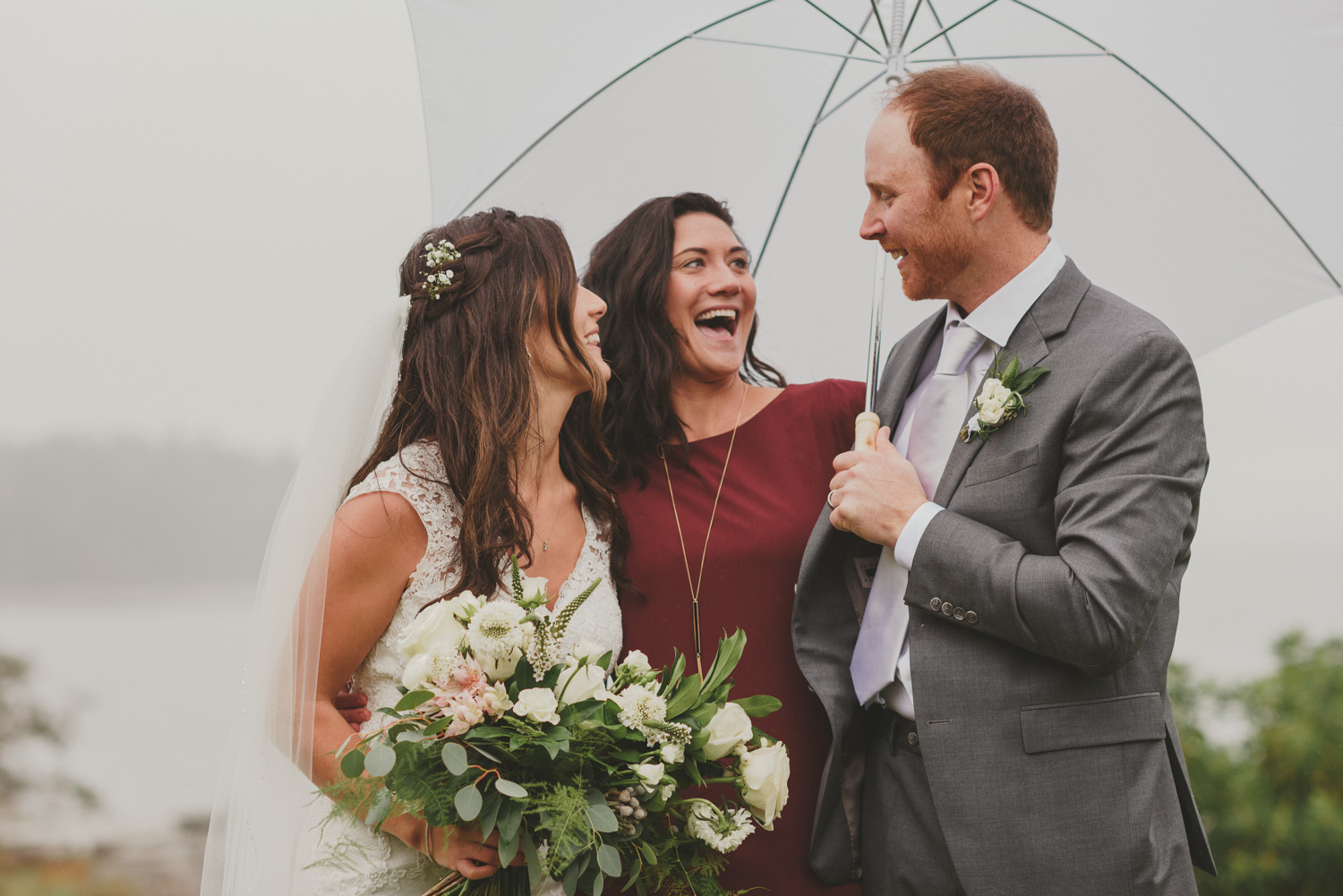 fall wedding sea breeze lodge hornby island