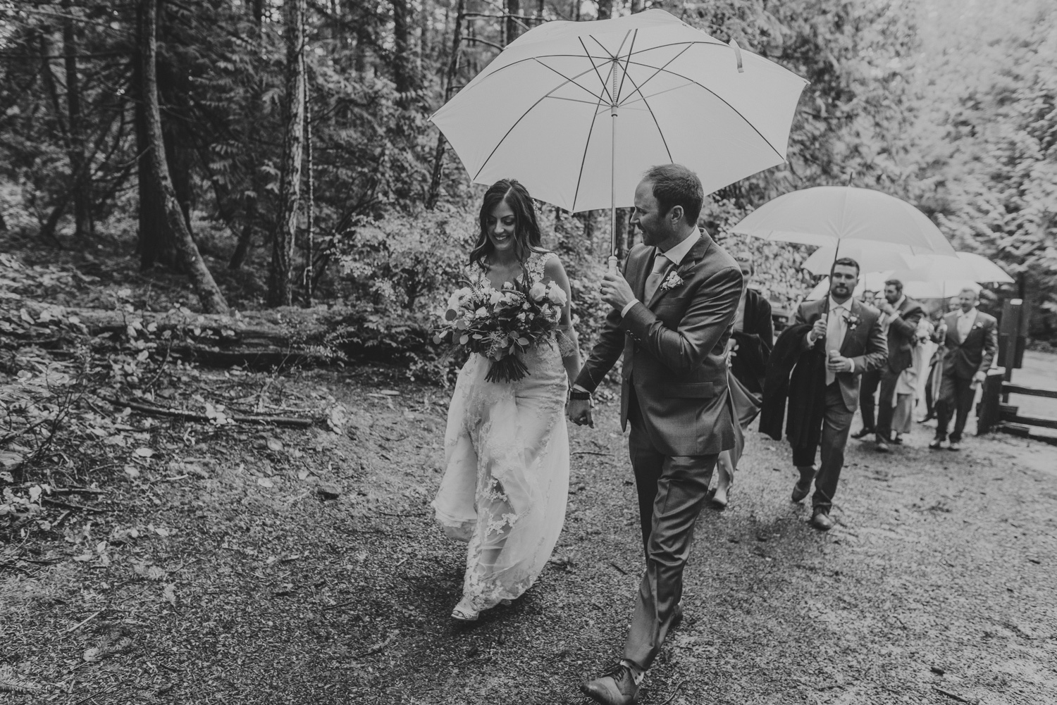 fall wedding sea breeze lodge hornby island