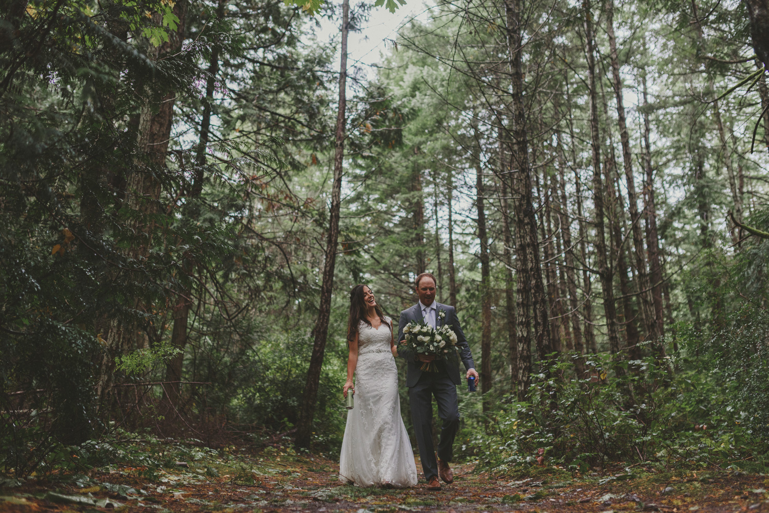 fall wedding sea breeze lodge hornby island