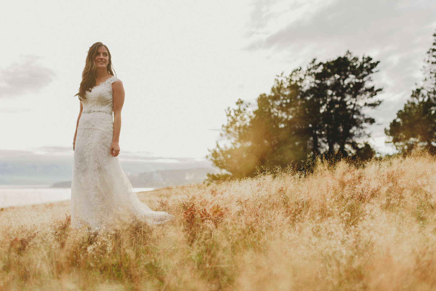 fall wedding sea breeze lodge hornby island