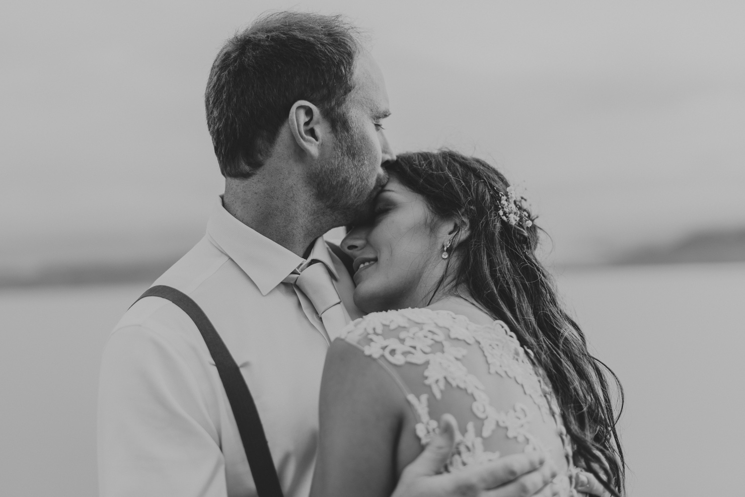 fall wedding sea breeze lodge hornby island