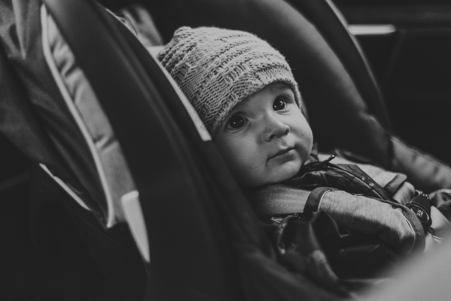 comox bc lifestyle family photography-baby in car seat