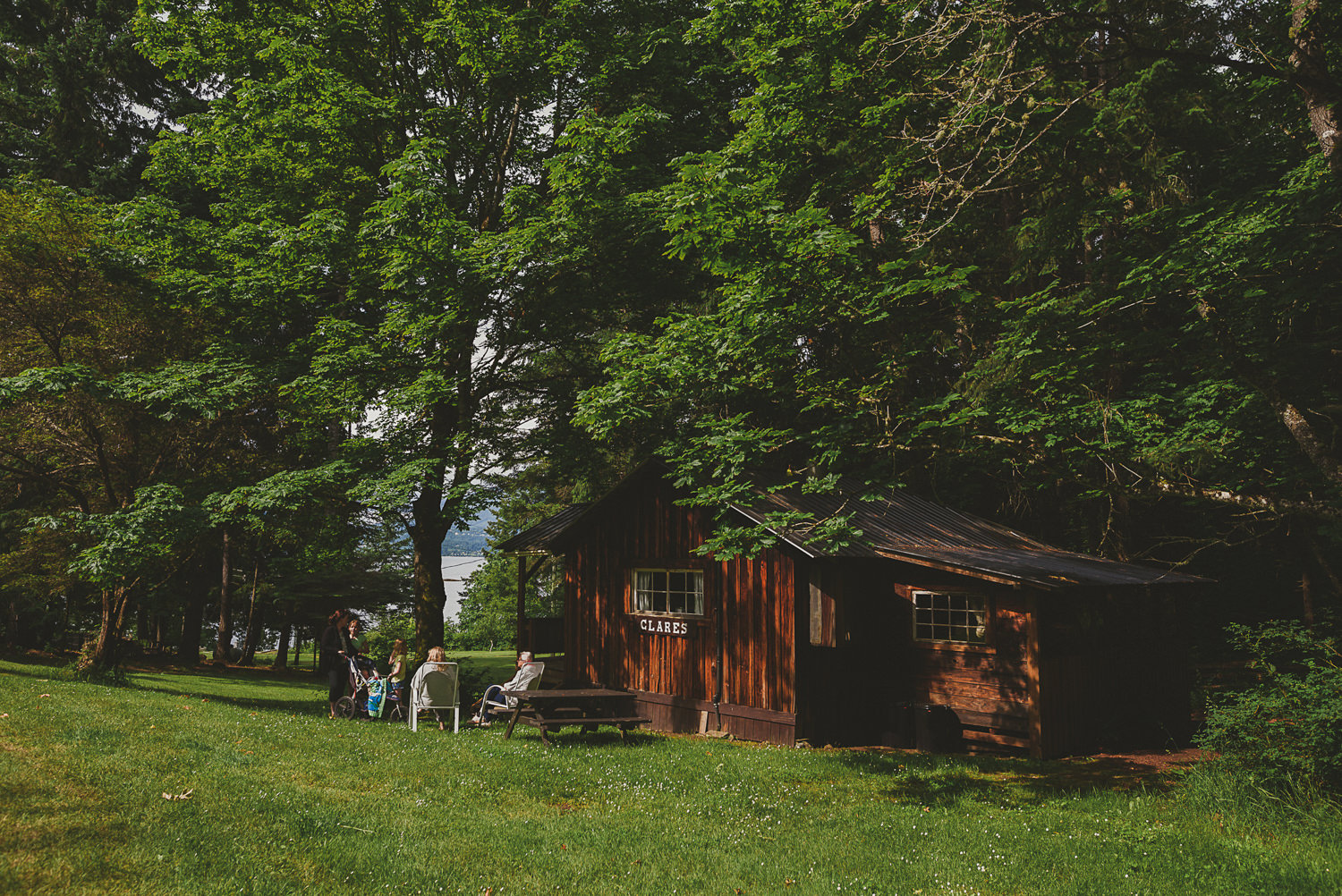 cabins at overbury resort thetis island wedding - 