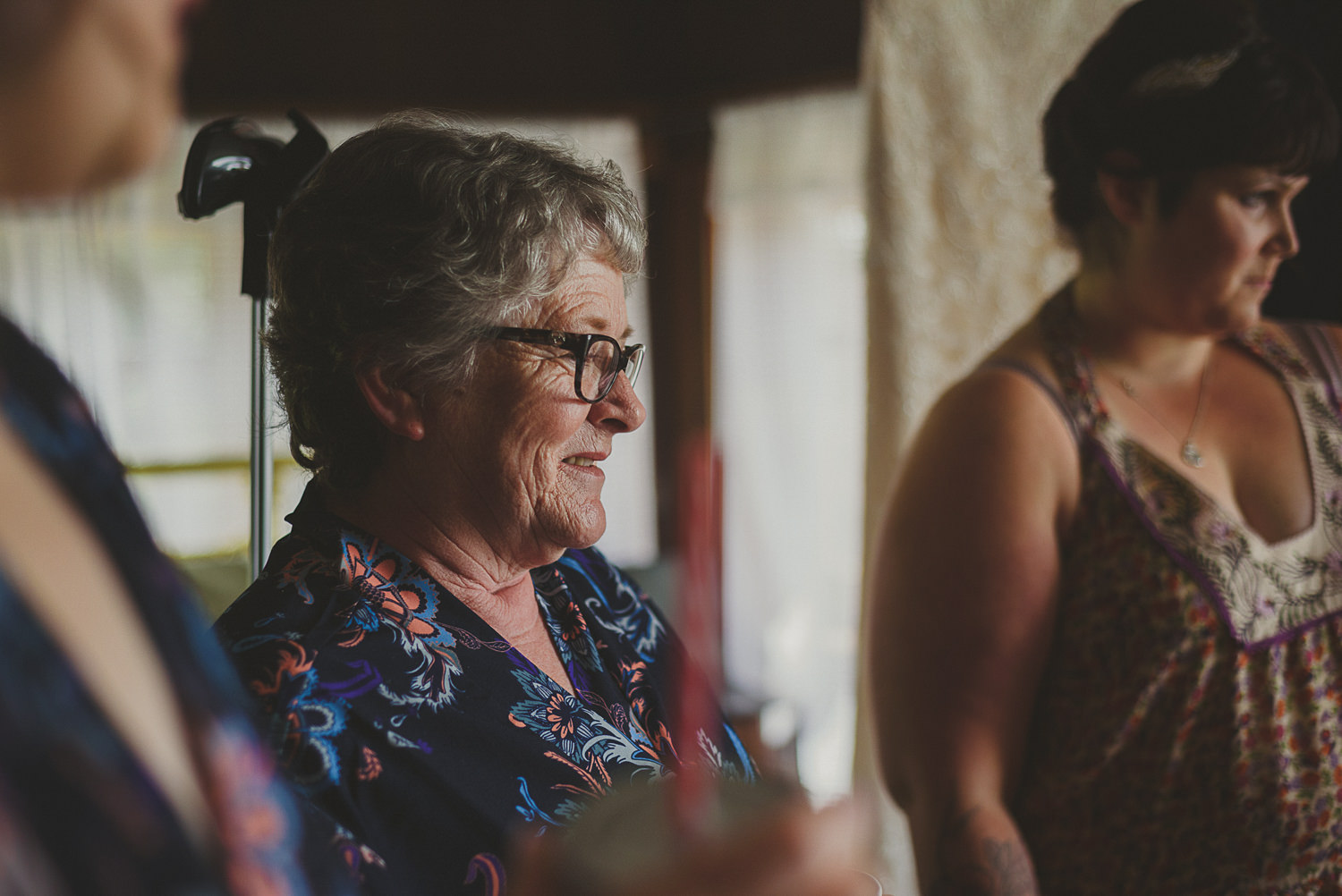 mother of the bride at overbury resort thetis island wedding - 