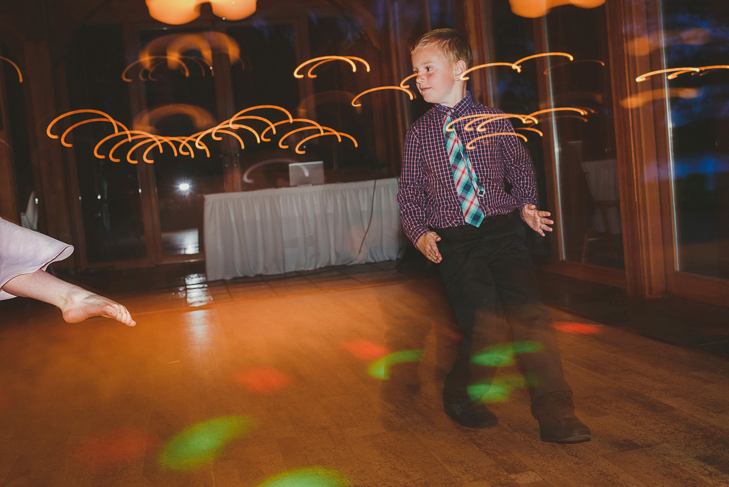 boy dancing at overbury resort thetis island wedding 