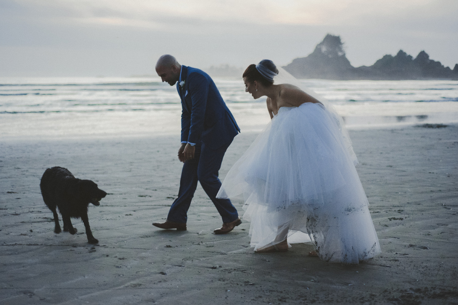 bride and groom long beach lodge wedding tofino vancouver island