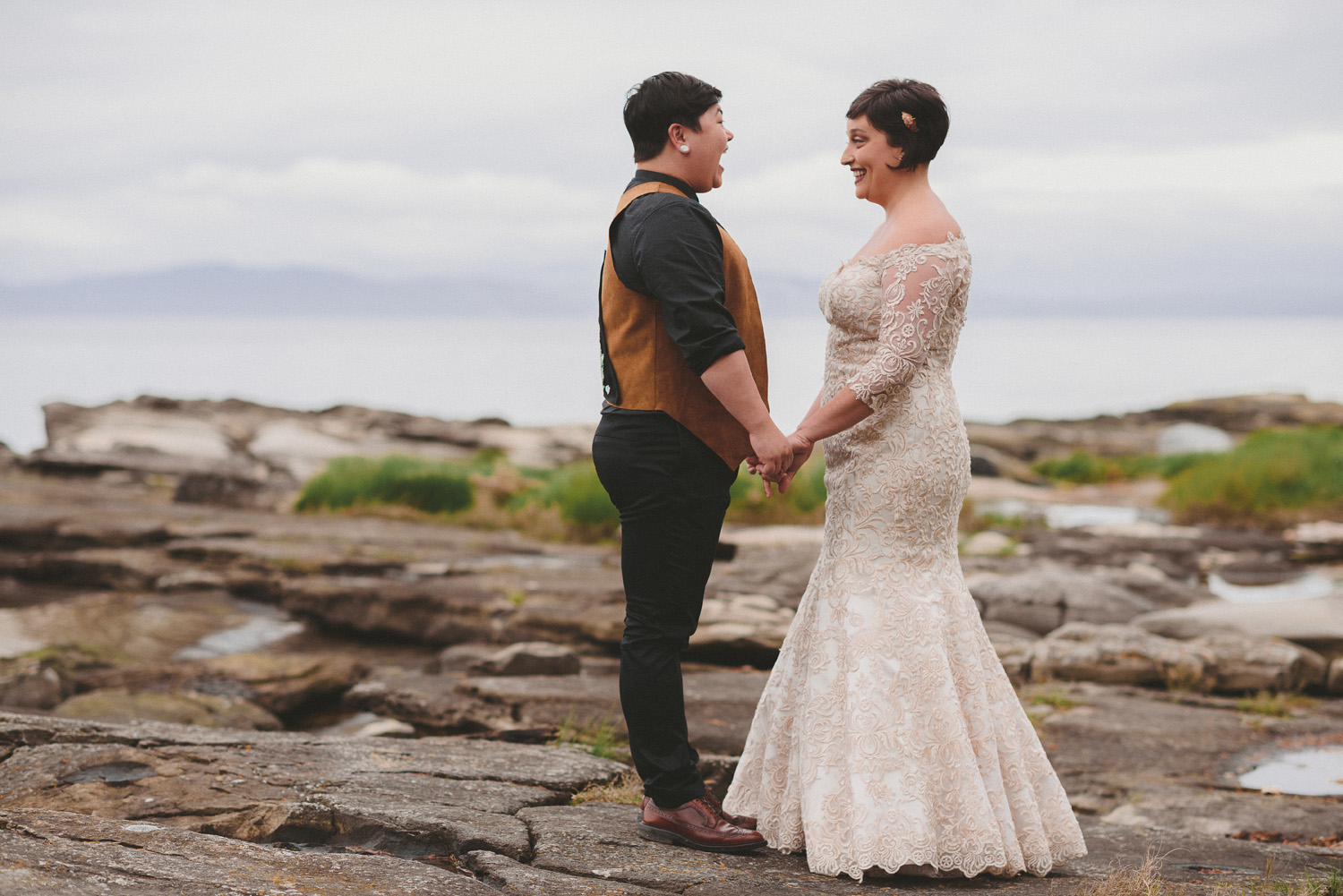 lgbtq jewish pagan metis wedding at sea breeze lodge on hornby island first look