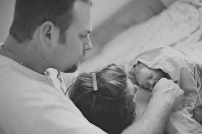 vancouver island home birth newborn photography